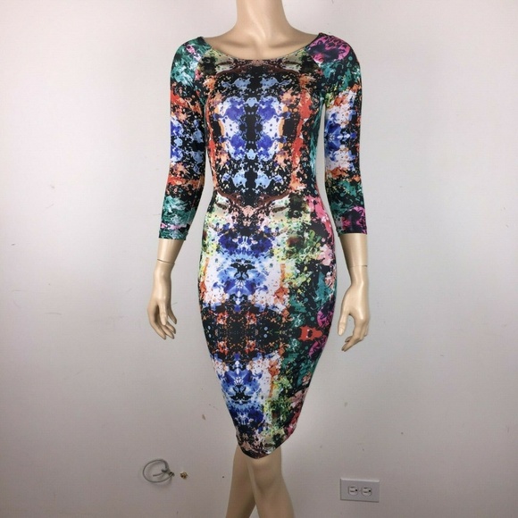 AKIRA Dresses & Skirts - Akira Chicago Red Label S Dress 3/4 Slv Abstract